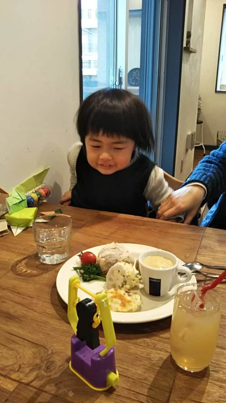 3歳児 お母さん大学生に嫉妬 埼玉の坂元さん 厚木へ お母さん大学